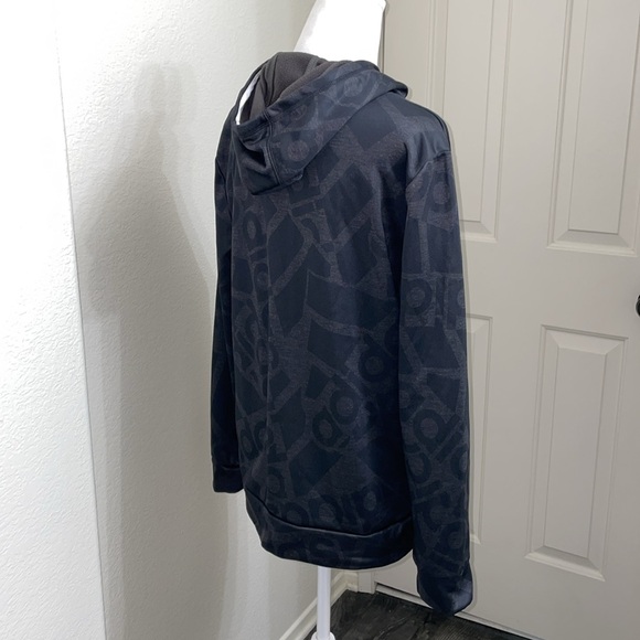 Adidas hoodie - boys size XL - Picture 3 of 10